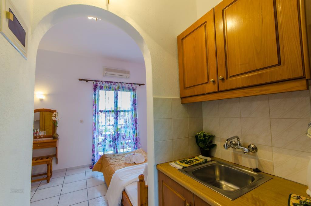 Maria Studios Skiathos Экстерьер фото